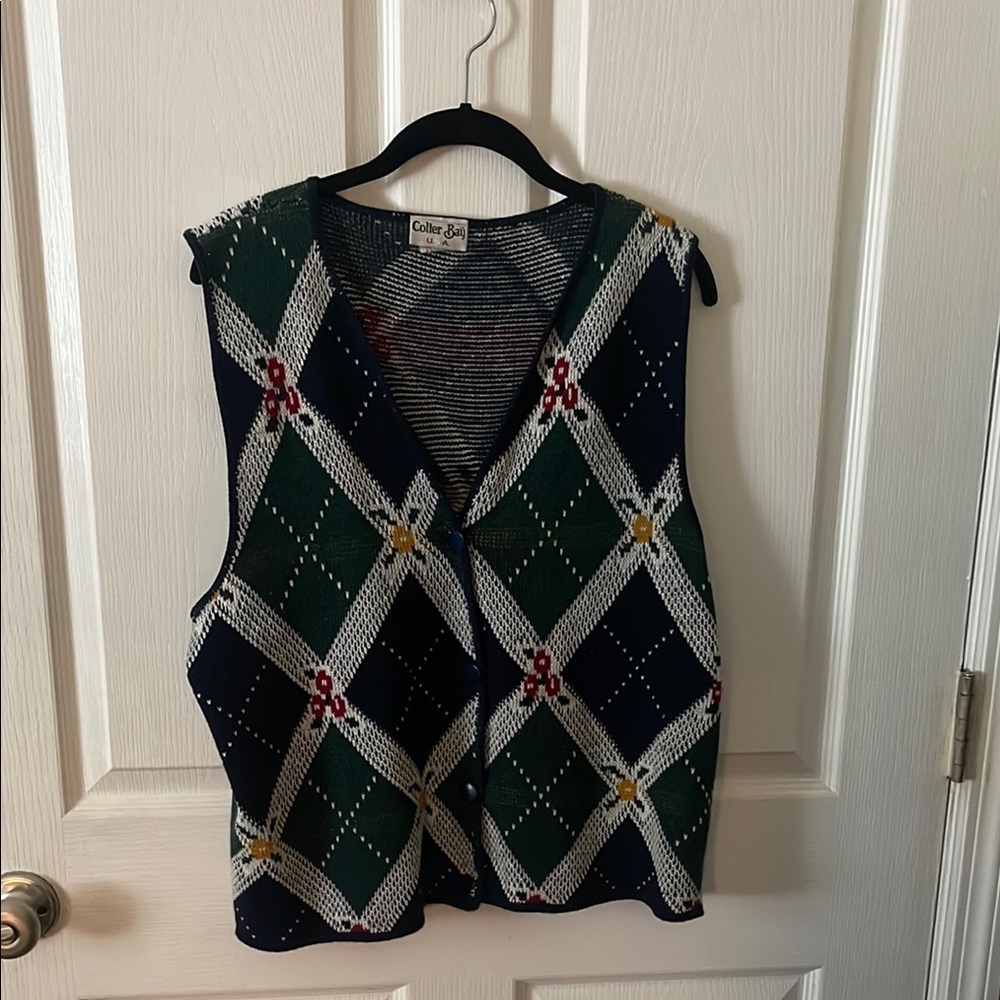 Color Saga Argyle Knit Vest